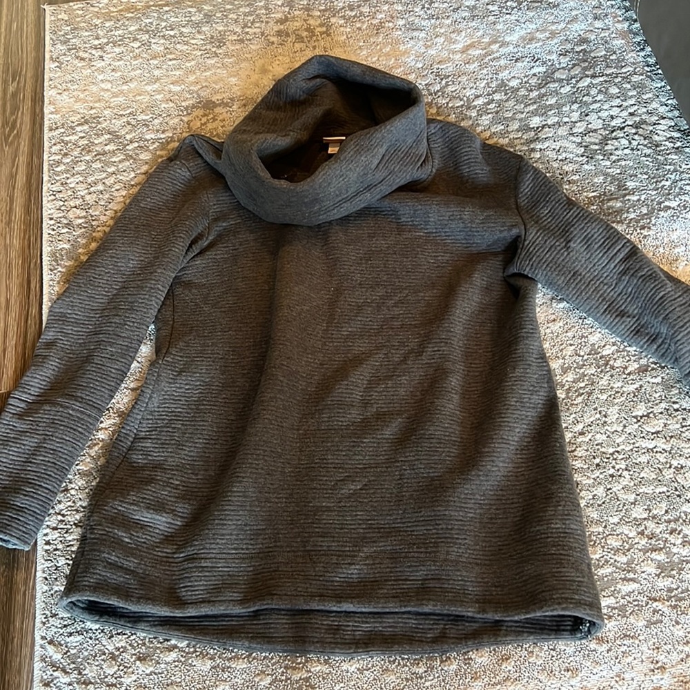 gray sweater